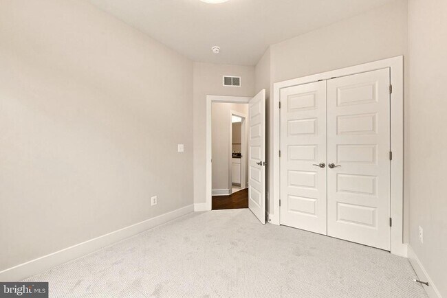 Building Photo - 11630 American Dream Way