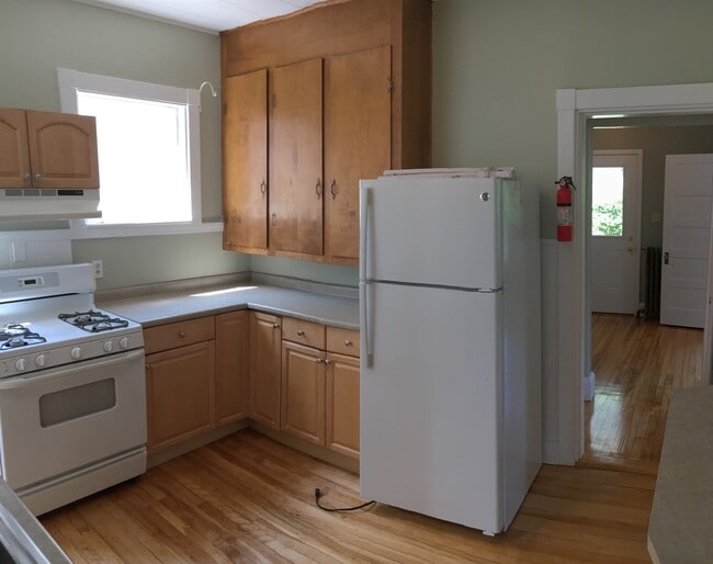 kitchen - 195 Bolton St