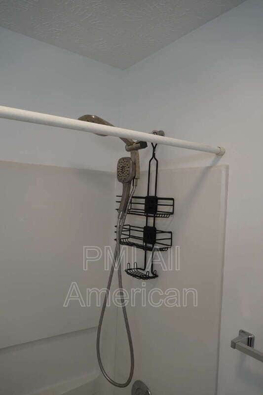 Building Photo - 1142 Blankshire Rd