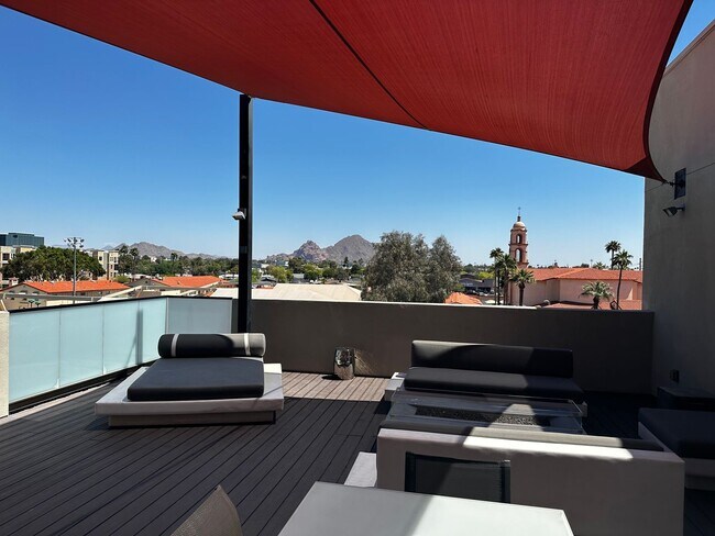Building Photo - Contour on Campbell 1 bed 1.5 bath condo