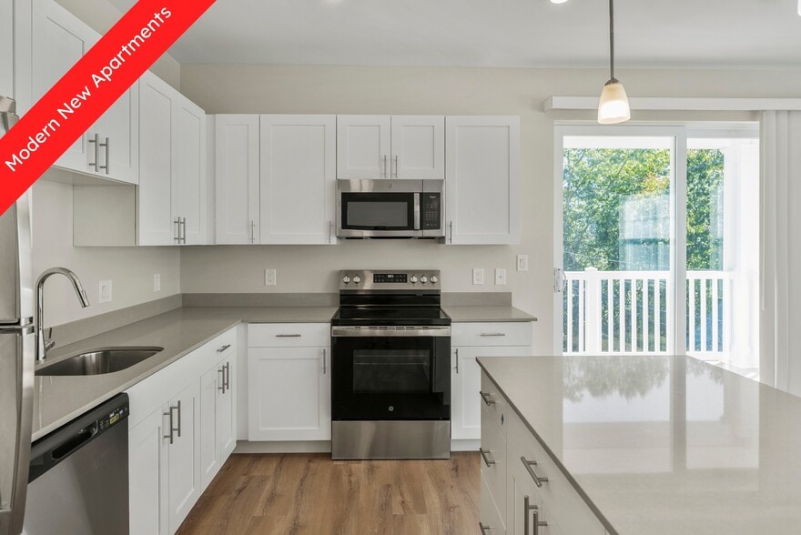 Building Photo - Woodview at Randolph