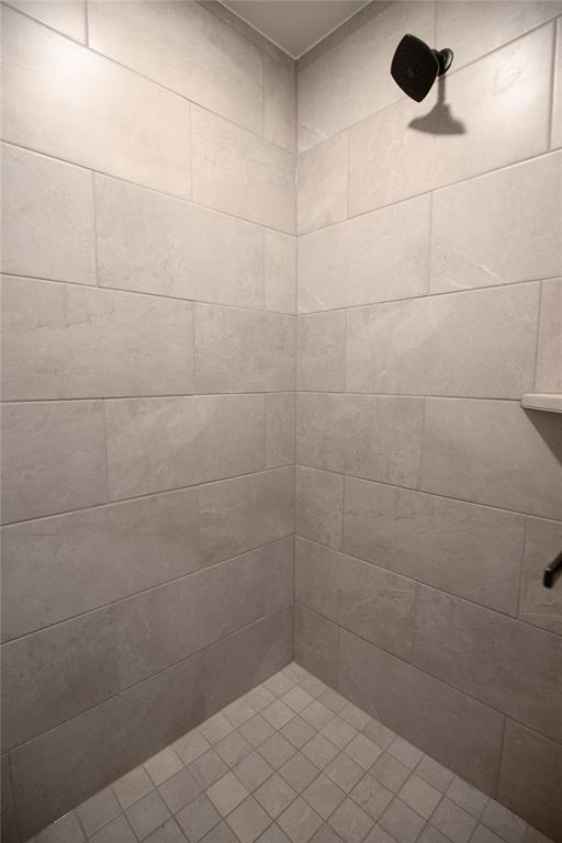 Building Photo - 8800 Tyrion Dr