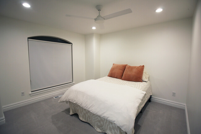 Main Bedroom - 625 E 200 S