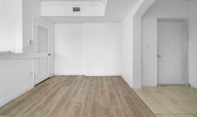 Building Photo - 9172 Collins Ave