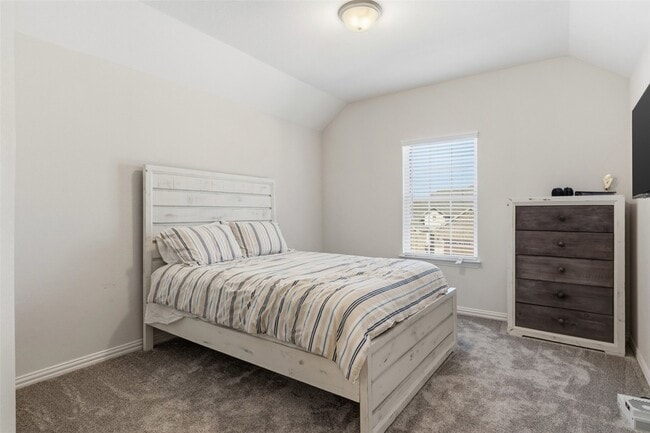 Building Photo - 1934 Peace Pl