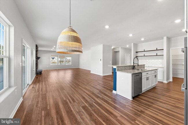 Building Photo - 5559 Trafalgar Cir