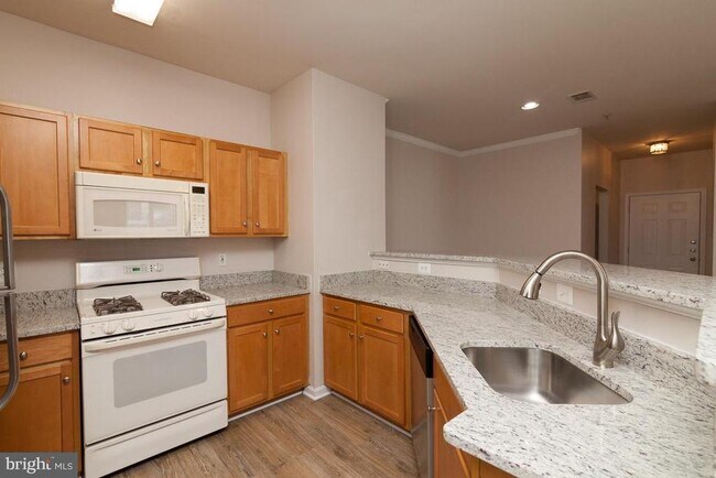 Building Photo - 13359 Connor Dr