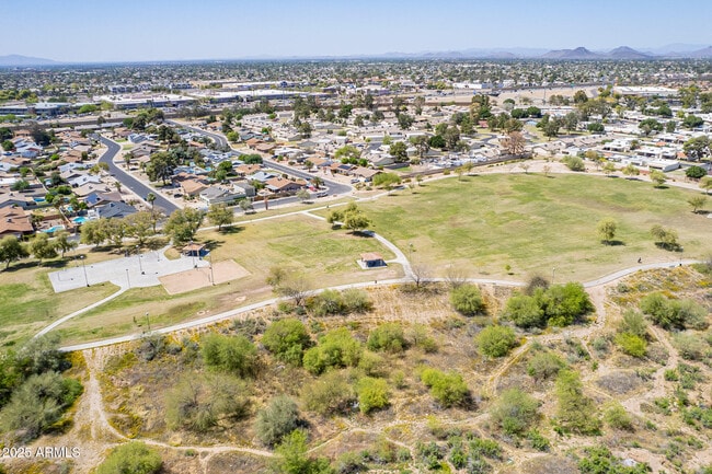 Building Photo - 2609 W Emile Zola Ave