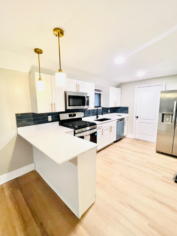 Building Photo - 4932 Roanoke St