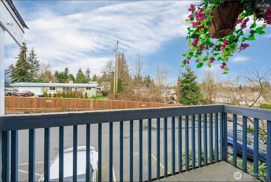 Building Photo - 16817 Larch Way