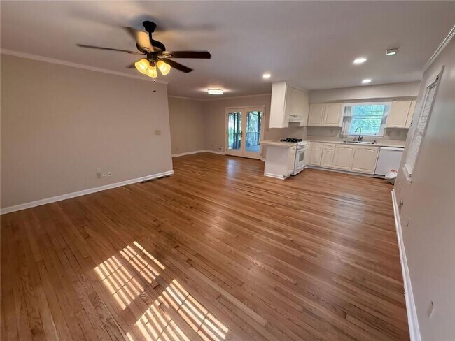 Building Photo - 1275 Pine Valley Ct