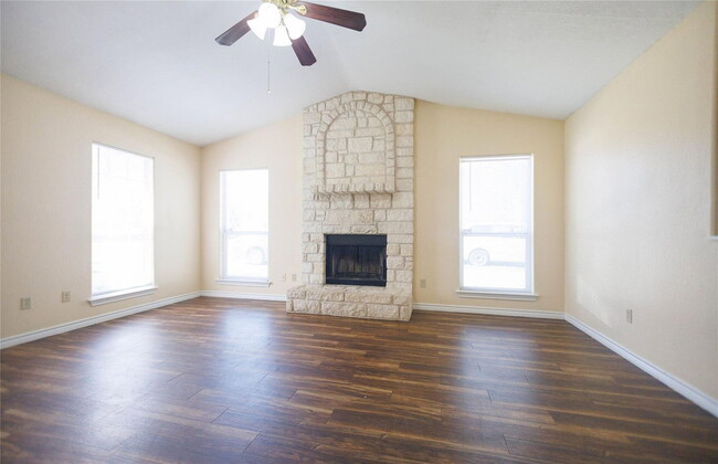 Building Photo - 164 Kaeleku Ln