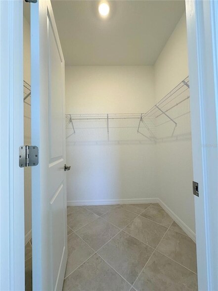 Building Photo - 1602 Saddlewood Cir