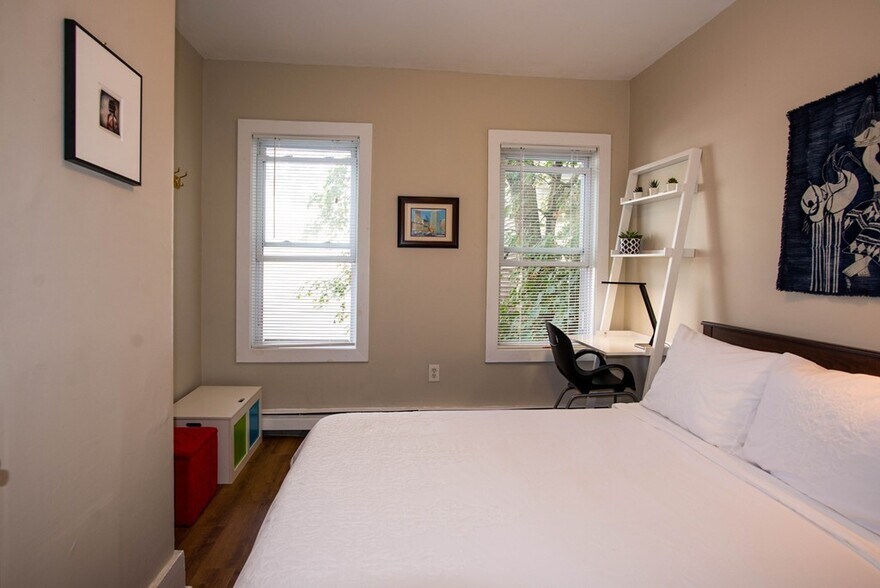 Building Photo - 1 Torpie St