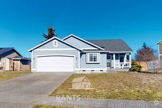 Building Photo - Easy commute to JBLM! Close to Shopping & ...