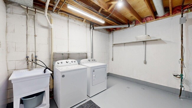 Building Photo - 2609 Meade Ct