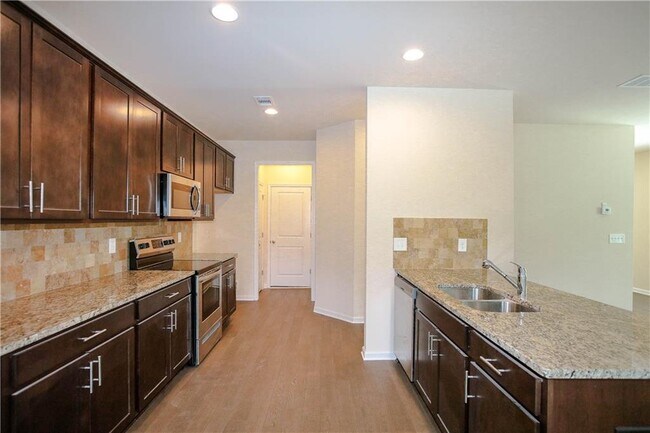 Building Photo - 4295 Almanor Cir