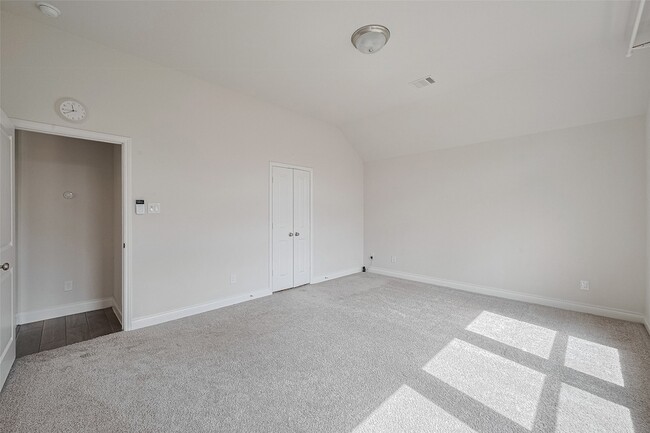 Building Photo - 6906 Montclair Colony Trl