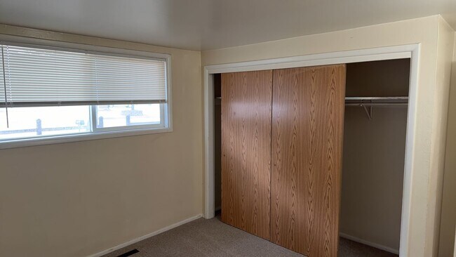 Building Photo - single family home