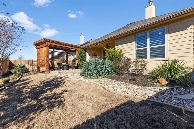 Building Photo - 3305 Magellan Ct