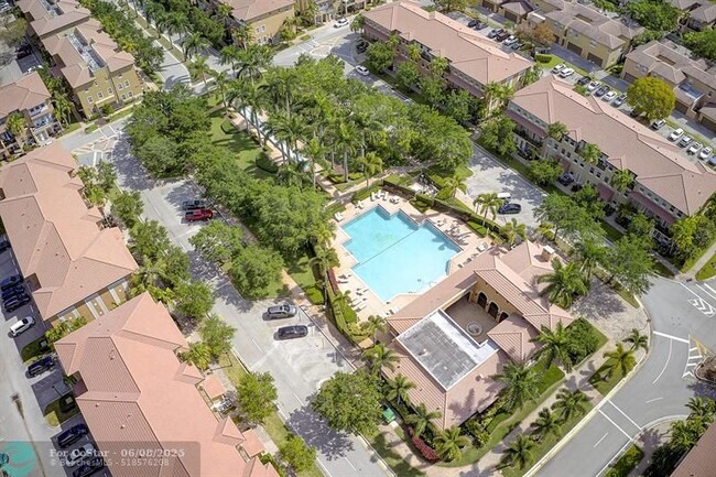 Building Photo - 619 SW 147th Ave