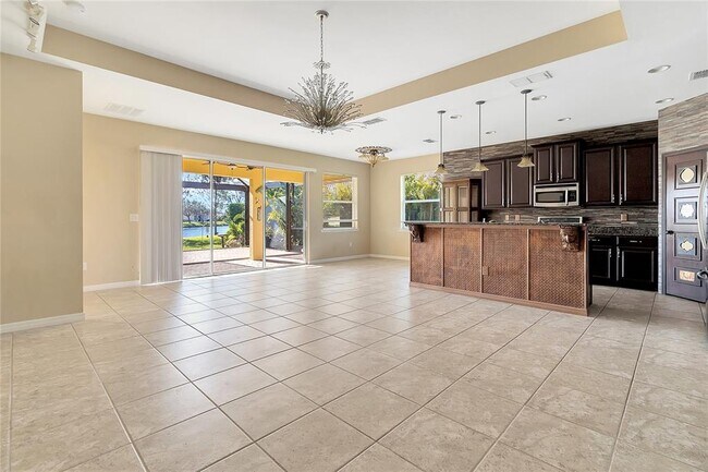 Building Photo - 6289 Falcon Lair Dr