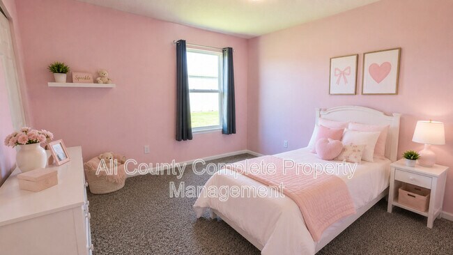 Building Photo - 121 Aveiro Wy