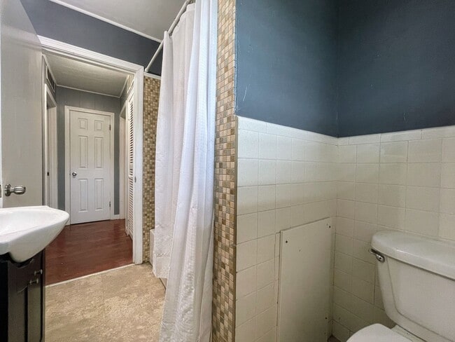 Building Photo - Charming 2-Bedroom Single-Family Home – Perfect for Comfort & Convenience!