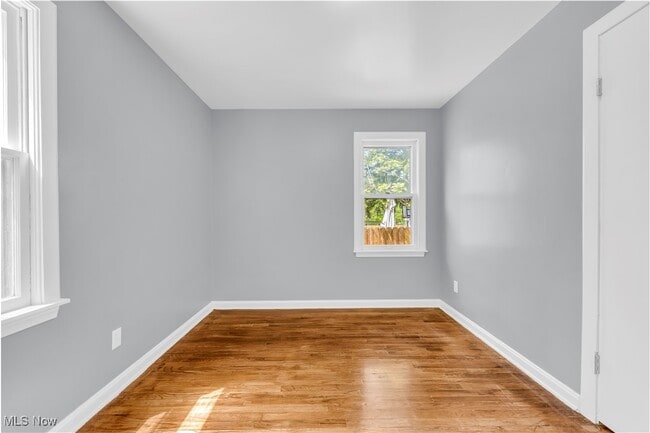 Building Photo - 135 Greencroft Rd