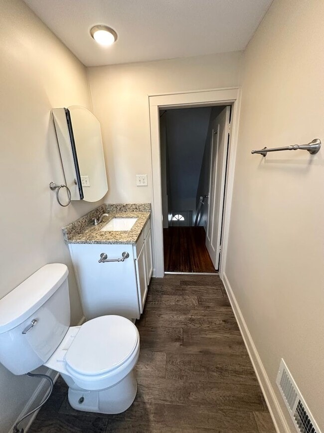 Building Photo - 66 W California Ave