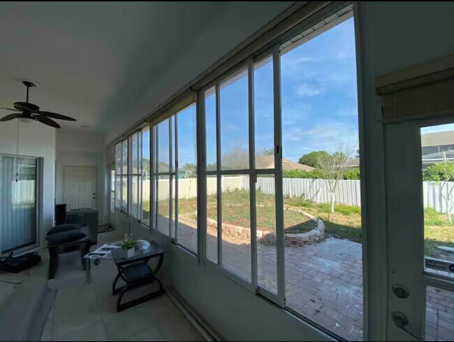 Building Photo - 8890 SW 57th Ct