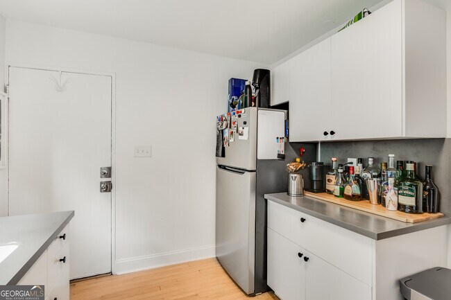 Building Photo - 96 Ardmore Pl NW