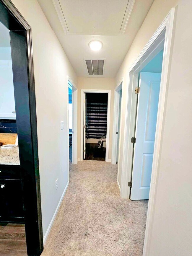 Building Photo - RENT SPECIAL! $1,700+ SAVINGS ON THIS CHARMING HOME IN PINEY CHAPEL!
