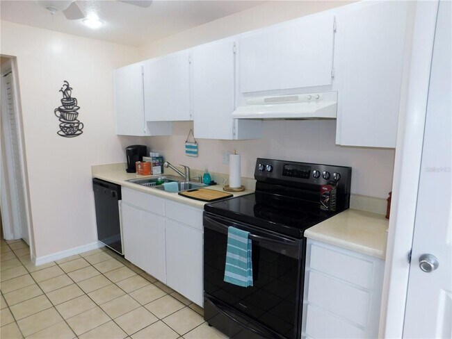 Building Photo - 40 Dale Pl