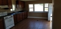 Building Photo - 315 Todds Ferry Rd