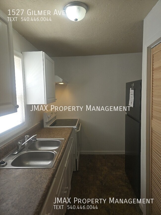 Building Photo - 1527 Gilmer Ave NW