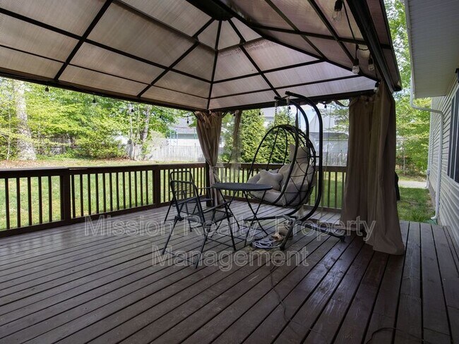 Building Photo - 11412 Parrish Creek Ln