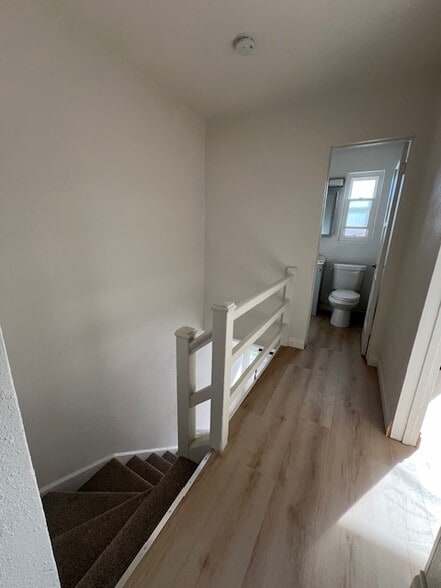 Building Photo - 6546 Kelly St