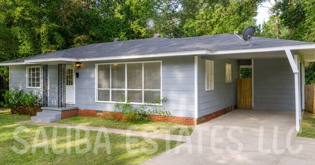 Building Photo - Oak Forest