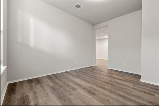 Building Photo - 353 Spiny Lizard Ln