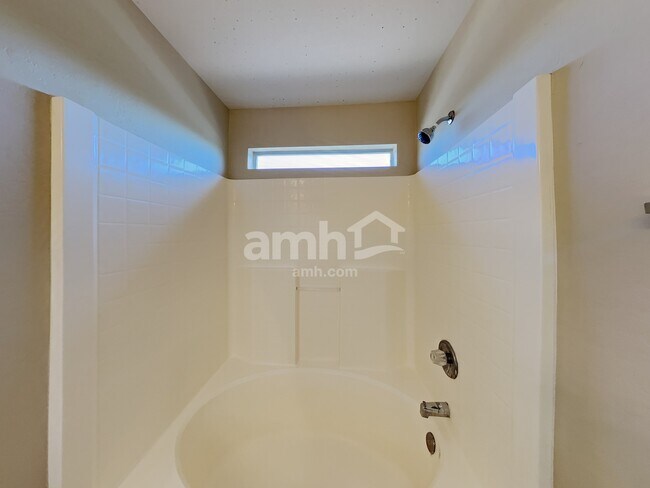 Building Photo - 6401 W Riva Rd