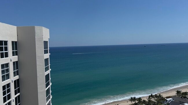 Building Photo - 3100 N Ocean Blvd