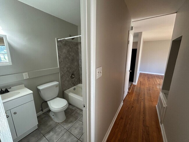 Building Photo - 3-Bedroom Home with Outdoor Entertaining Patio