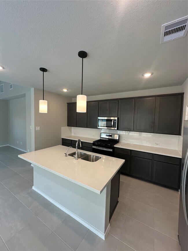 Building Photo - 26814 Chandrila Vis Ct