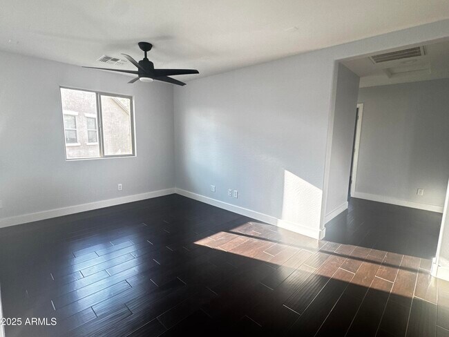 Building Photo - 3330 W Gran Paradiso Dr