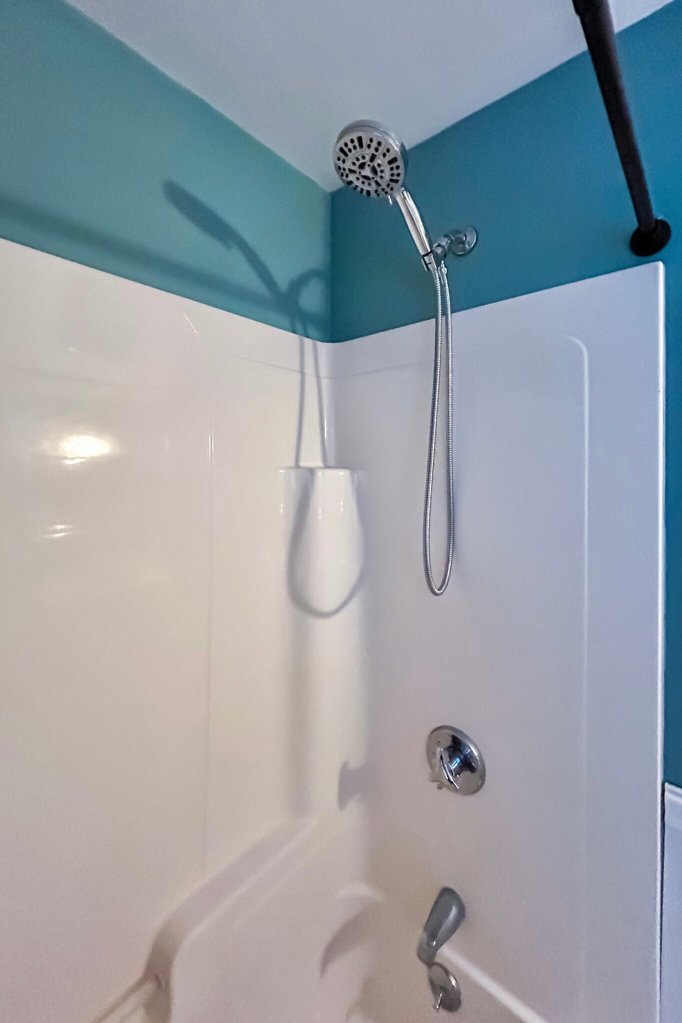 Upstairs bathroom with tub and shower - 278 Harrison St