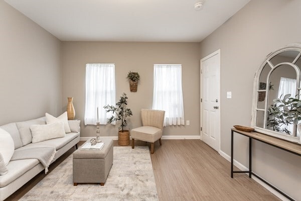 Building Photo - 31 Hicks St