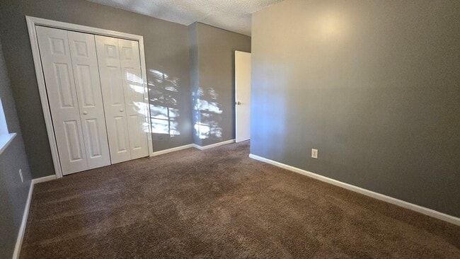 Building Photo - 1128 Pueblo Dr