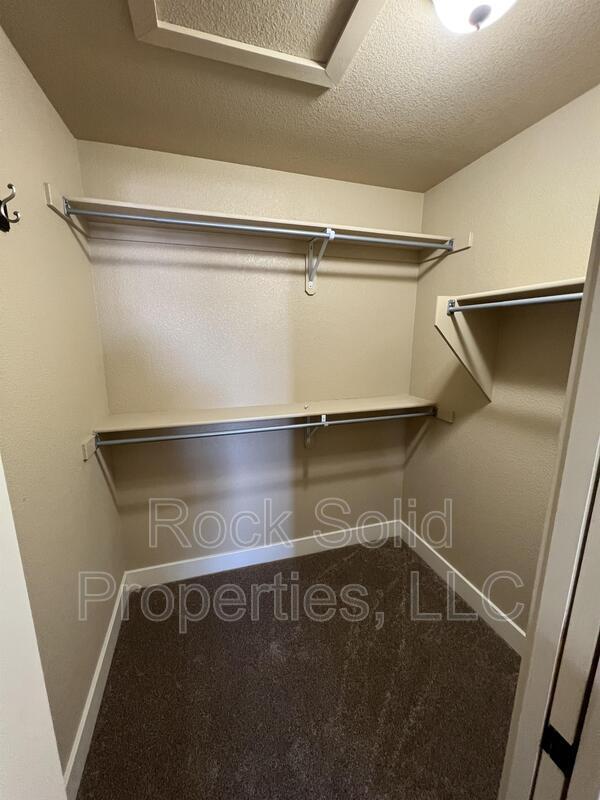 Building Photo - 3712 Gunsmoke Rd