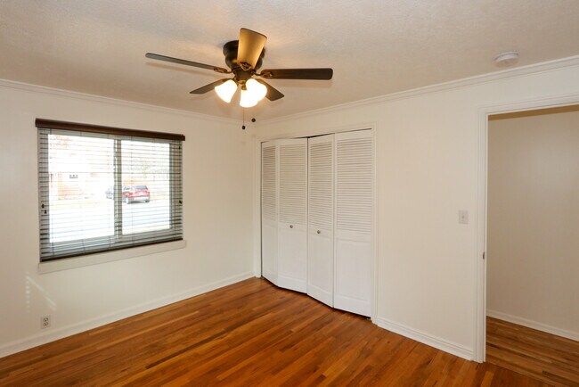 Building Photo - 1482 E 3045 S